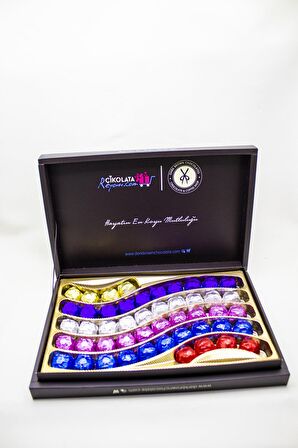 Dark Brown 48 Adet Kare Renkli Sargılı Sütlü Gerçek Çikolata Kutulu