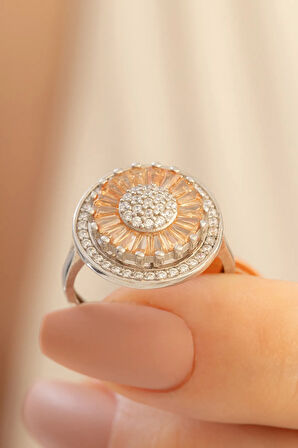 Kadın Gümüş Yüzük - Kadın Döner Başlı Gümüş Yüzük