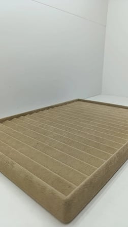 Madrid Model Süet Kumaş Sütlü Kahve Renk 34/24Cm Kademeli Çekmece İçi Bileklik Tablası