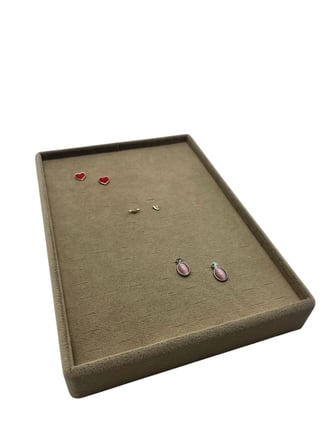 Süet Kumaş Sütlü Kahve Renk 24/17 Cm Batırmalı Piercing - Küpe Tablası