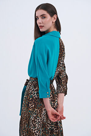Trend Kadın Leopar desenli ve turkuaz detaylı şık elbisemiz!