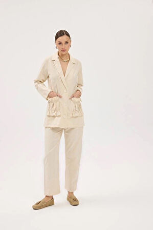 Zamansız şıklık, maksimum konfor: İkili keten takım ile stilinizi baştan yaratın!