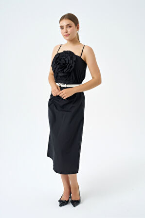 Trend Kadınl Yeni Sezon Pamuk Kumaş Midi Boy Gül Ve Kemer Detaylı Askılı Elbise