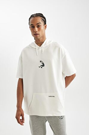 DeFactoFit Shaquille O'Neal Oversize Fit Kapüşonlu Kısa Kollu Tişört D1514AX24AUER105