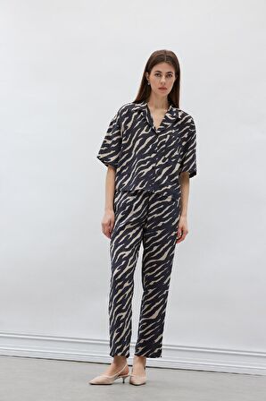 DeFacto Carrot Fit Zebra Desenli Modal Kumaş Pantolon Çift Cepli Yüksek Bel Düz Paça E6360AX25SPBK81