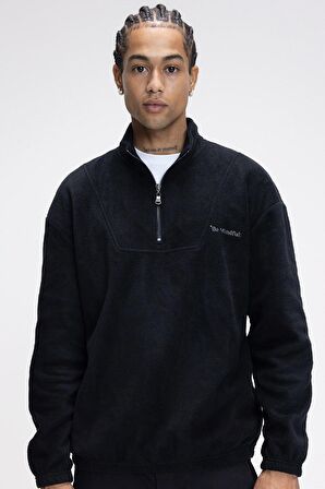 DeFacto Comfort Regular Fit Rahat Kalıp Fermuarlı Dik Yaka Baskılı Polar Sweatshirt C7794AX24AUBK81