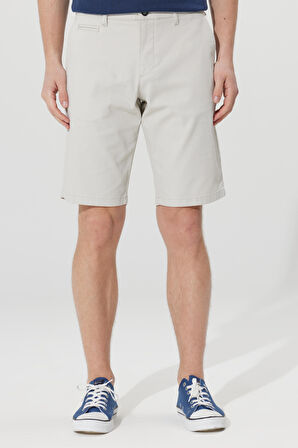 Slim Fit Dar Kesim Yan Cepli Armürlü Şort