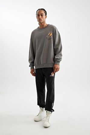 DeFactoFit NBA Los Angeles Lakers Oversize Geniş Kalıp Bisiklet Yaka Sırt Baskılı Kalın Sweatshirt C9254AX24AUGR211