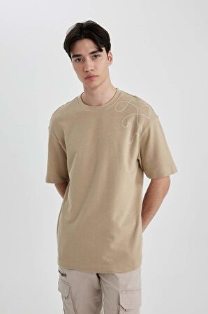 DeFacto Comfort Regular Fit Rahat Kalıp Bisiklet Yaka Baskılı Kısa Kollu Tişört B5812AX24SPBG732