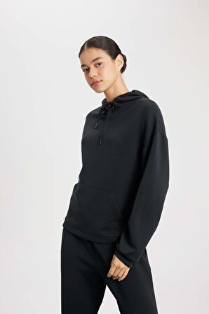 DeFactoFit Oversize Geniş Kalıp Premium Modal Kapüşonlu Kanguru Cepli Sporcu Sweatshirt B5206AX24SPBK26