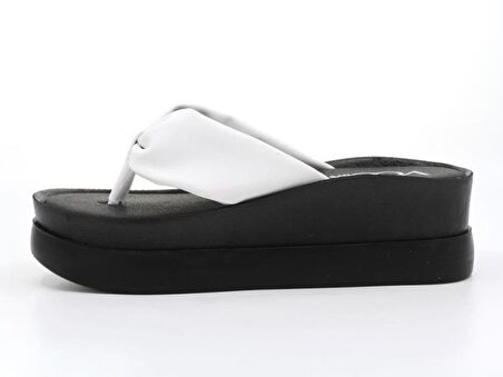 VOGA 2583 DOLGU TOPUK PARMAK ARASI CASUAL ANATOMİK TERLİK