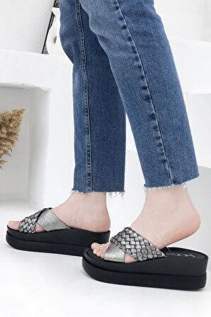 VOGA 2547 DOLGU TOPUK CASUAL ANATOMİK KADIN TERLİĞİ