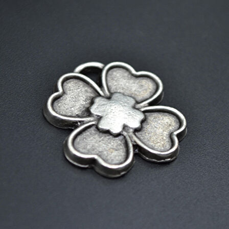 Dört Yapraklı Yonca Kolye Ucu - Antik Gümüş Kaplama - Kod:203
