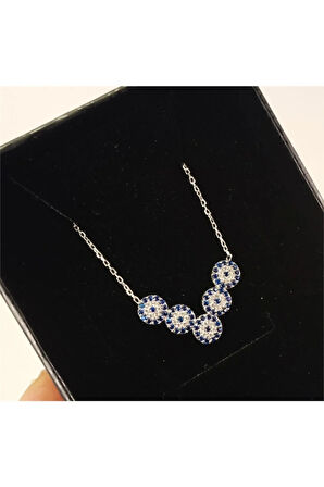 Kadın Gümüş Kolye - V Motifli 5 Nazar Boncuğu Gümüş Kolye