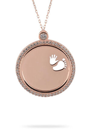 Çocuğunuzun İsmini Yazdırabileceğiniz El Ve Ayak Figürlü Kadın Gümüş Kolye
