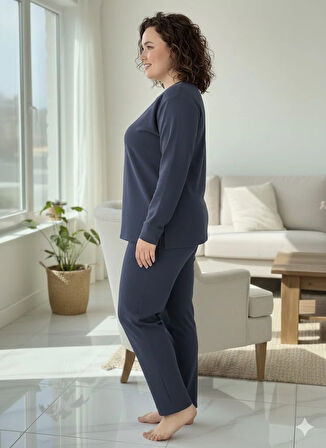 KADIN LACİVERT EŞOFMAN TAKIMI