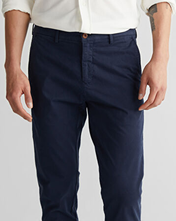 GANT Erkek Lacivert Slim Fit Pantolon