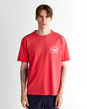 GANT Erkek Kırmızı Relaxed Fit Bisiklet Yaka Logolu T-Shirt