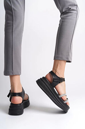 Zlohe Kalın Tokalı Taşlı Şeritli Ortopedik Taban Kadın Sandalet  St - Siyah