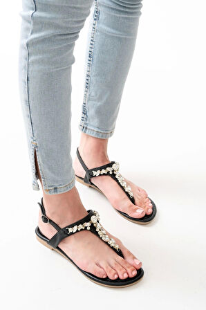 Siyah Gümüş Taşlı Parmak Arası Kadın Sandalet