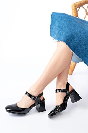 İNF-40450 Siyah Rugan Günlük Arkası Açık Topuklu Kadın Ayakkabı