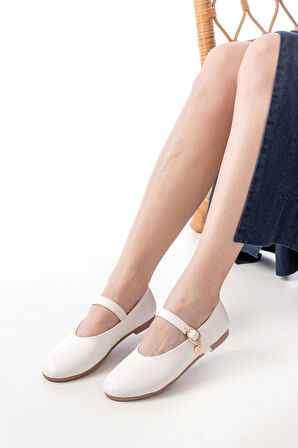 İNF-324 Beyaz Baretli Tokalı Günlük Kadın Babet