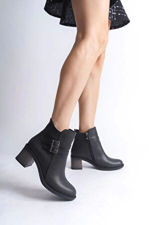 Noemı Tokalı Fermuarlı Ortopedik Taban Topuklukadın Bot  St - Siyah