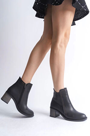 Larıssa Fermuarlı Ortopedik Taban Topuklukadın Bot  St - Siyah