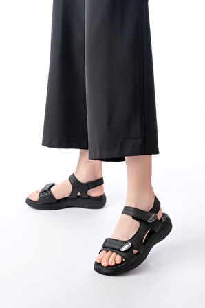 DM-363  Siyah Baret Cırtlı Dikişli Günlük Kadın Sandalet