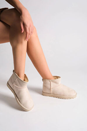 Jolıe Bağcıksız Düz Taban İçi Kürklü Kısa Süet Kadın Bot Kt - Krem