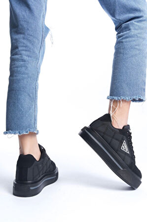 Prag Bağcıklı Ortopedik Taban Desenli Kadın Sneaker Spor Ayakkabı  St - Siyah