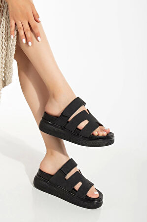 24422-HERMES Siyah Dolgu Topuk Kadın Sandalet