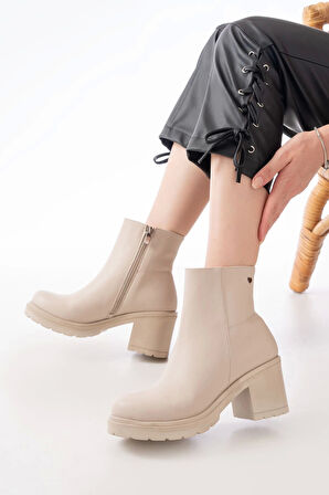Bej Fermuarlı Kalın Topuklu Günlük Kadın Bot