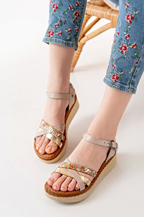 Bej Multi Ortopedik Hakiki Deri Dolgu Kadın Sandalet