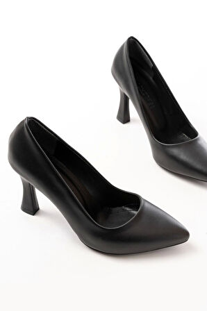 Siyah Günlük 9 Cm Topuklu Bayan Stiletto Ayakkabı