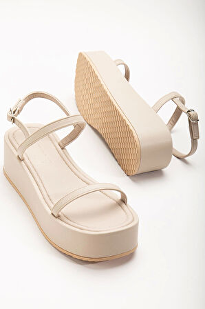 Bej Dolgu Topuk Kadın Sandalet