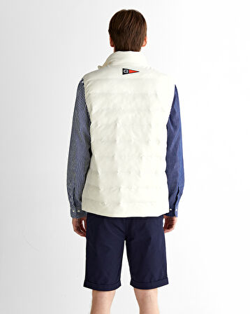 GANT Erkek Krem Regular Fit Dik Yaka Logolu Yelek