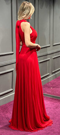 Kırmızı Sırt Dekolteli Kloş Etekli Tül Uzun Abiye Elbise 6034