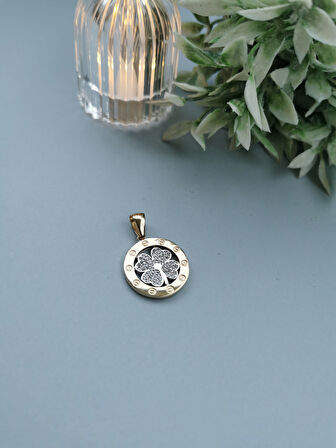 Altın Madalyon Yonca Kolye Ucu
