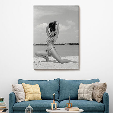 Leopar Bikinili Bettie Page Duvar Tablosu-6053