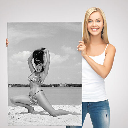 Leopar Bikinili Bettie Page Duvar Tablosu-6053