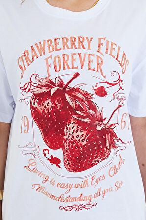 Strawberry Fields Forever Baskılı %100 Pamuk Kadın Oversize Siyah Tişört