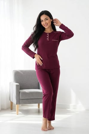 Kadın Pamuklu Uzun Kollu Üç Düğmeli Biyeli Soft Örme Yumuşak Pijama Takımı