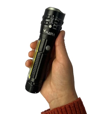 P27 Şarjlı LED Metal El Feneri 1000 Lümen Çakarlı