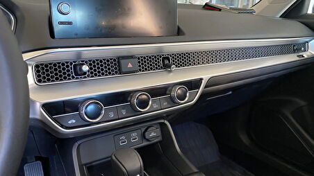 Honda  Civic FE1 2022+ Uyumlu  Göğüslük Kaplama 2 Parça - Silver