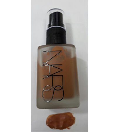 Nars Sheer Matte Fondöten Refill Macao Med/Dark 4