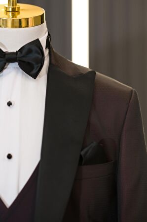 Regular Fit Armürlü Sivri Yaka (Yaka Çıkartılabilir) Yelekli Papyonlu Smokin Takım Elbise