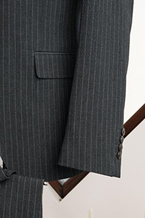 Slimfit Çizgili Mono Yaka Çift Yırtmaçlı Likralı Jogger Takım Elbise