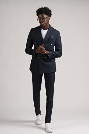 Adimo Slimfit Sivri Yaka Çift Yırtmaçlı Çizgili Kruvaze Takım Elbise 