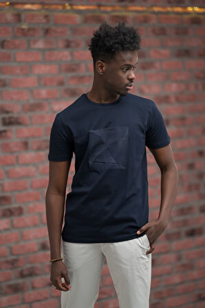 Slim Fit Pamuklu Önü Baskılı Sıfır Yaka T-Shirt